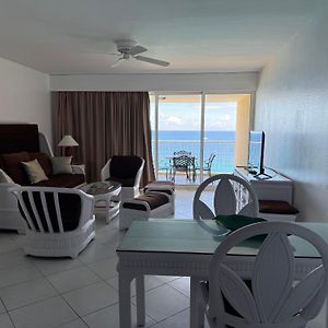 Deluxe King Room Ocean View
